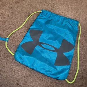 Blue/gray Under Armour bag